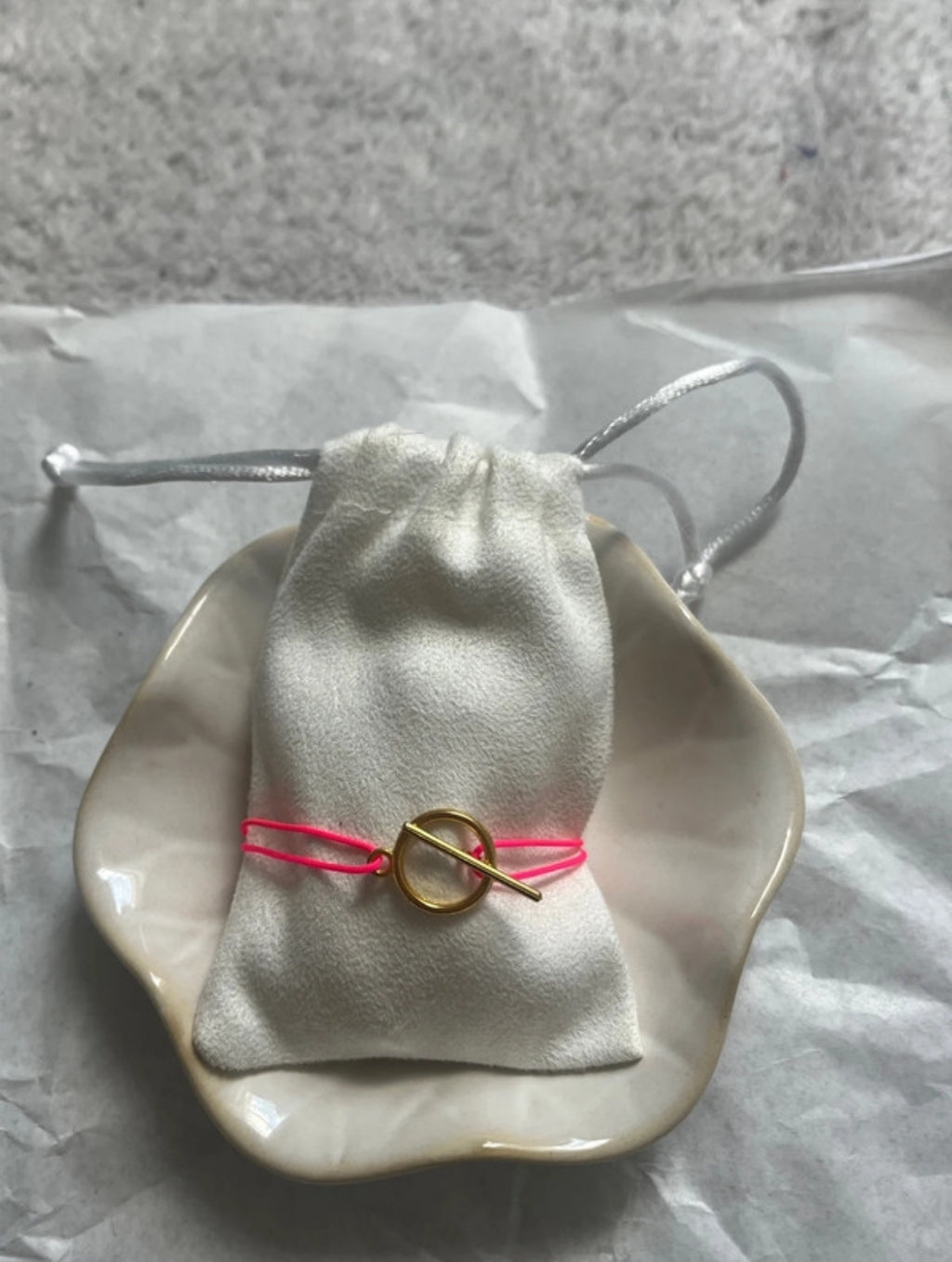 bracelet cordon rose et doré